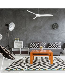 ventilador blanco en salón